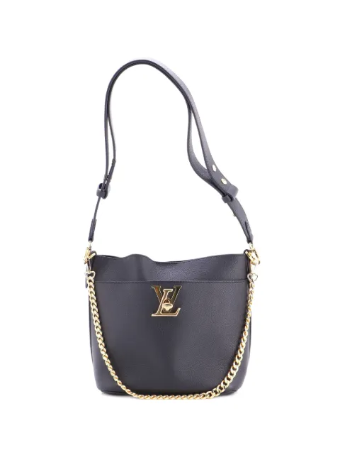 Louis Vuitton Pre-Owned Lock and Walk Leather bucket bag Black 3VO713HF8P6WIS4R