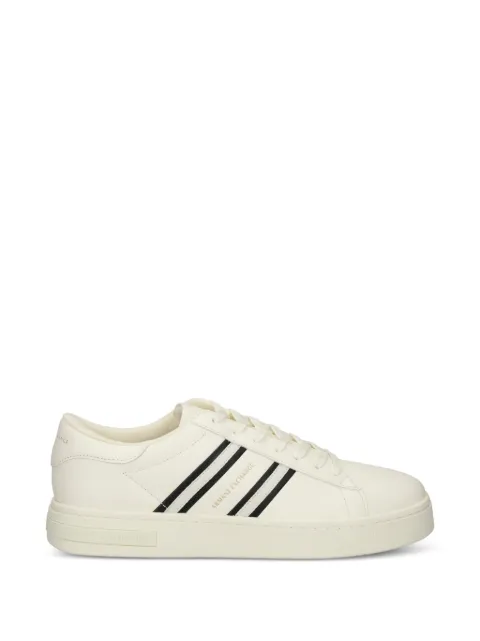 Armani Exchange stripe-detail sneakers White XM002198AF21421