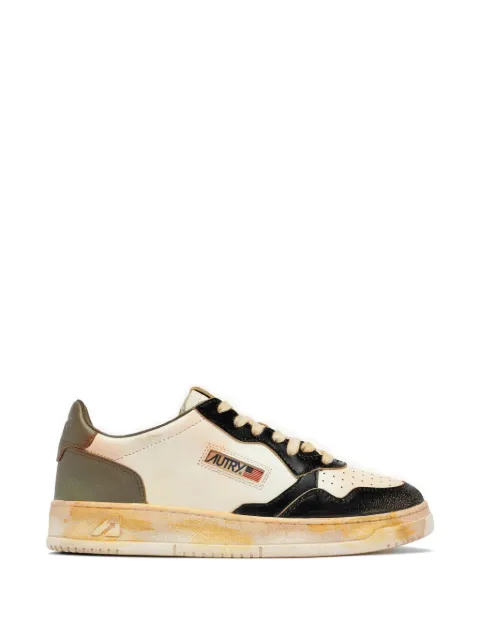 Autry Medalist Super Vintage perforated-toe sneakers White AVLMSV06
