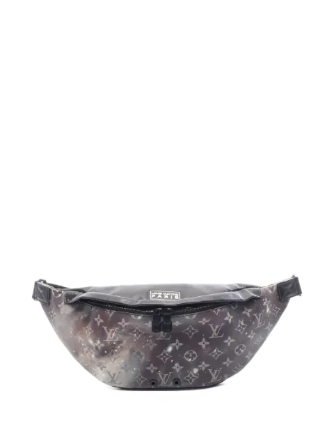 Louis Vuitton Pre-Owned 2018 Discovery belt bag Black 1052974MI5108
