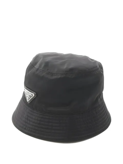 Prada Pre-Owned 2010s triangle-logo bucket hat Black 1047533