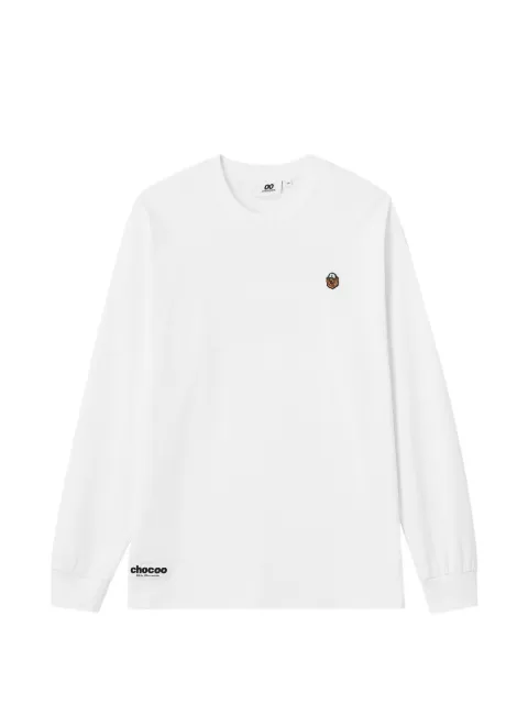 CHOCOOLATE logo-patch long-sleeve T-shirt White B1XLTM00772X