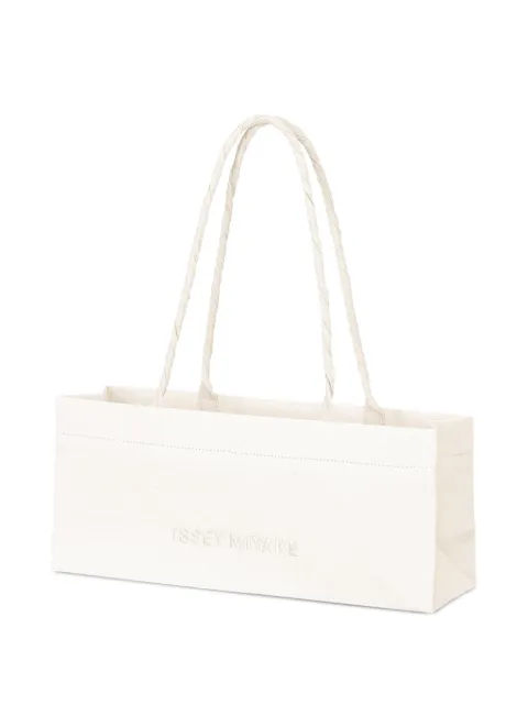 Issey Miyake twisted handle shoulder bag White IM58AG402