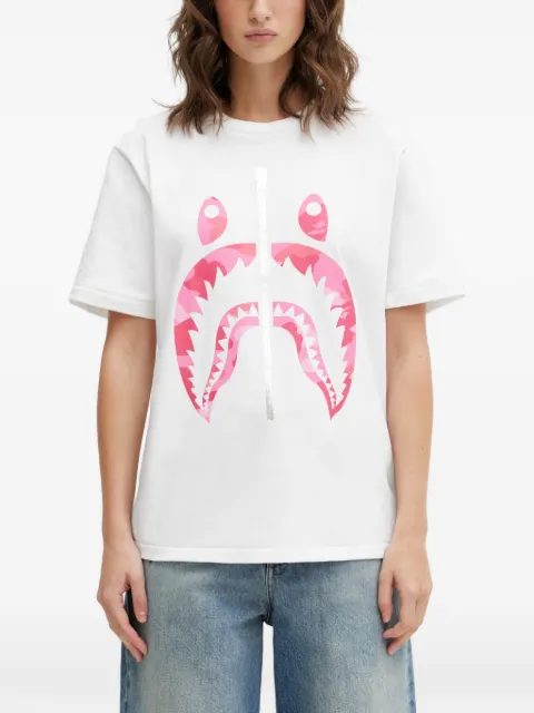 A BATHING APE® Camo Shark graphic T-shirt White 001TEL802062L