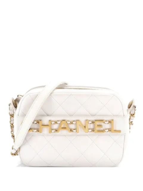 CHANEL Pre-Owned Logo Enchained Camera Case Quilted Calfskin crossbody bag White LDELTGD0LFFNW1RQ