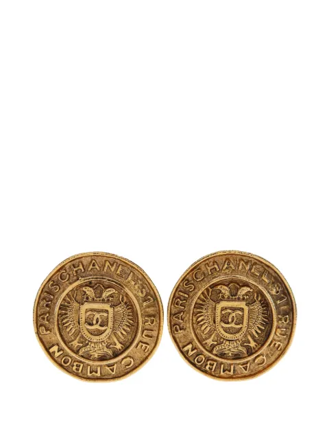 CHANEL Pre-Owned 1970-1980 Gold Plated Rue Cambon Crest Clip On Earrings costume earrings Gold P9DQPBS2KJXRMN7K
