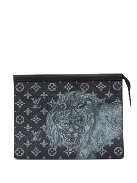 Louis Vuitton Pre-Owned pochette voyage lion canvas clutch Black DPVC9036