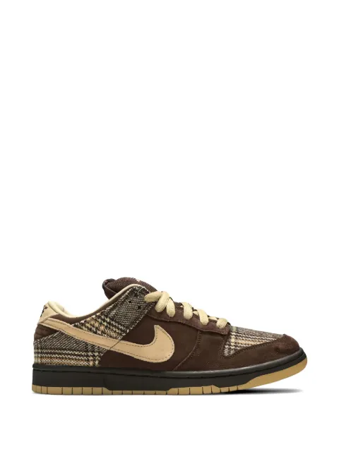 Nike swoosh lace-up sneakers Brown 304292