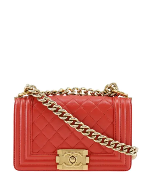 CHANEL Pre-Owned 2016-2017 Small Quilted Lambskin Boy Flap crossbody bag Red I5JYAMRZ3IZ81RW9