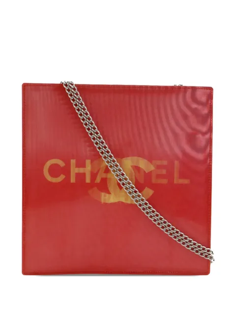 CHANEL Pre-Owned 2000-2002 Vinyl Hologram CC shoulder bag Red 71PF2JH03QSFB3A1