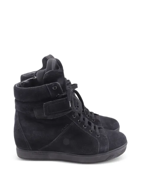 Prada Pre-Owned suede sneakers Black GILTPUUSSH643261W