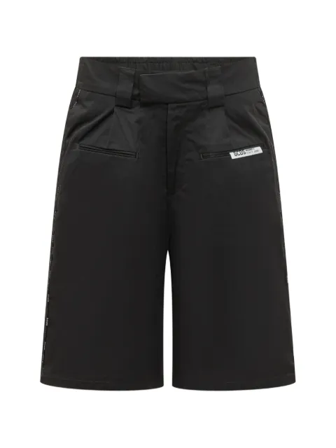 GCDS logo-detail shorts Black C1MBQL224T072