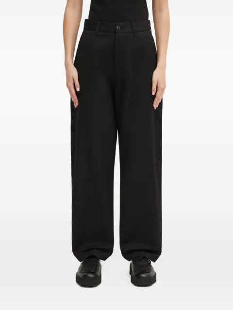 Carhartt WIP logo-patch trousers Black I036328