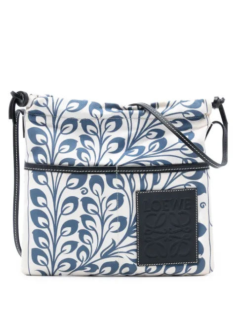 Loewe Pre-Owned 2019 Canvas Anagram Drawstring crossbody bag Blue DMBNU0BY4XTMONWJ