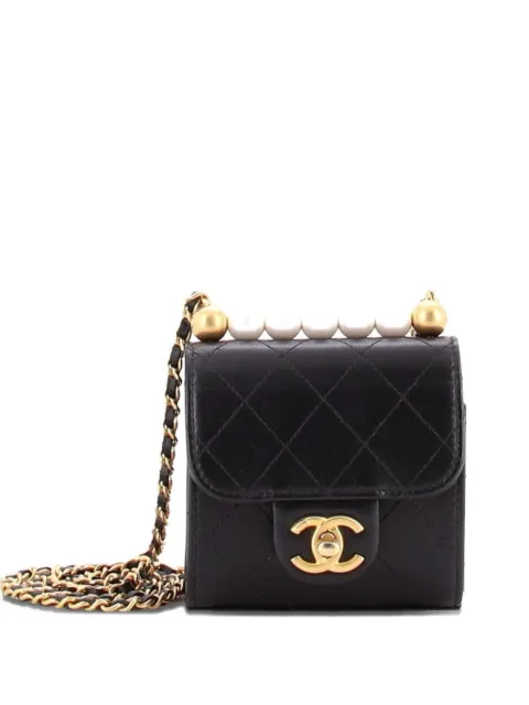 CHANEL Pre-Owned Chic Pearls Flap Clutch with Chain Quilted Goatskin Mini crossbody bag Black 6CETXPLA4FES7GWY