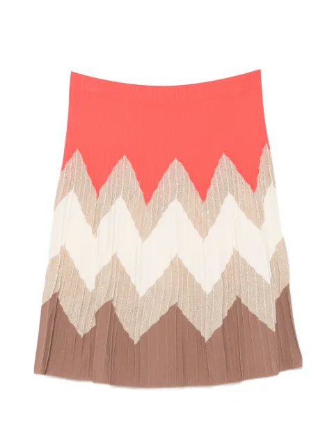 D.Exterior chevron-knit pleated skirt Neutrals 54095