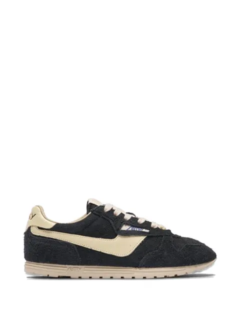 Autry windsphin low appliqué sneakers Black WSLWUB27