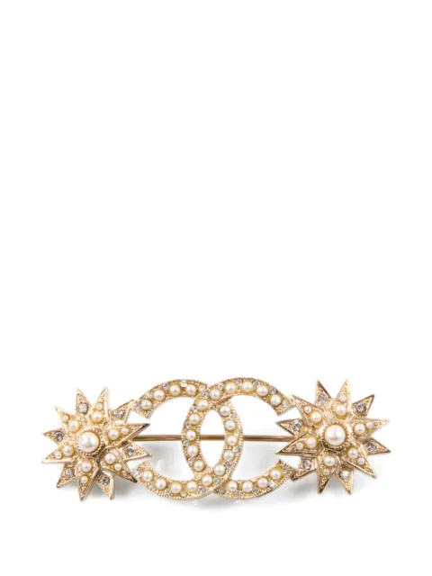 CHANEL Pre-Owned 2015 CC-interlocking brooch Gold 15016382