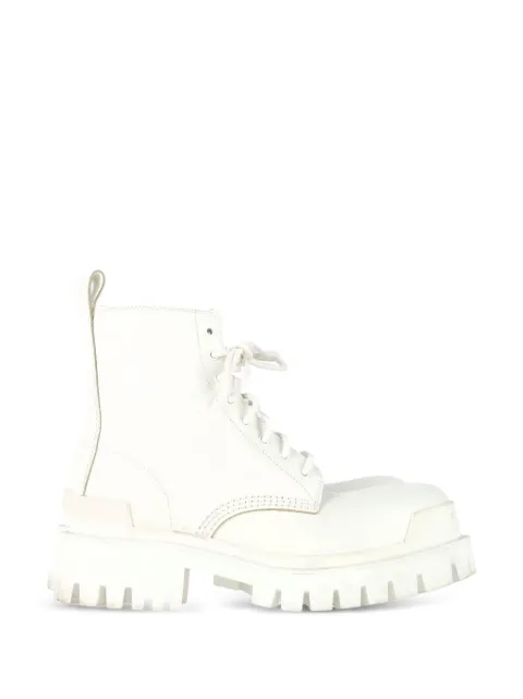 Balenciaga Pre-Owned Strike combat boots White NAPPUGBSH644740W