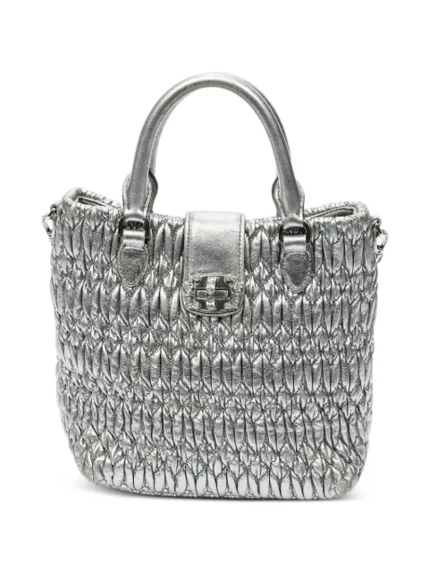 Miu Miu Pre-Owned logo-detail tote bag Silver 197B