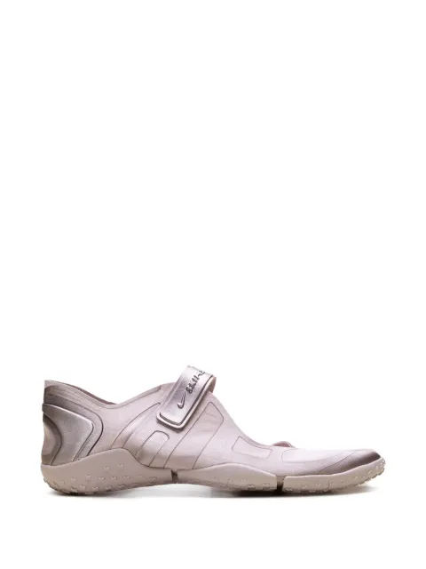 Nike SKIMS Rift Satin strap sneakers Pink IQ7158