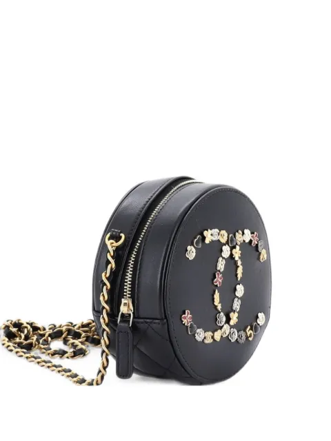 CHANEL Pre-Owned Lucky Charms Round With Chain Embellished Lambskin clutch bag Black KZV6AT9P68O8Z9U0
