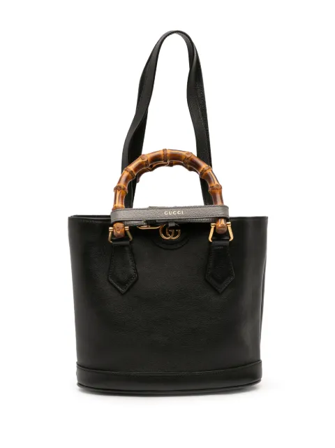 Gucci Pre-Owned 2016-2026 Small Calfskin Bamboo Diana Convertible bucket bag Black 0XSX4V76NTE3CNIS
