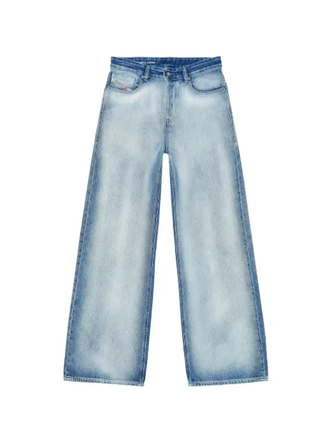 Diesel relaxed jeans low waist 1996 D-Sire Blue A2383309P29