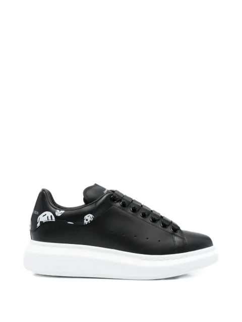 Alexander McQueen Oversized skull-print sneakers Black 553770WIAKB1016