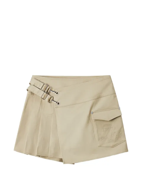 izzue pleated-detail shorts Neutrals IZXSPW00825X