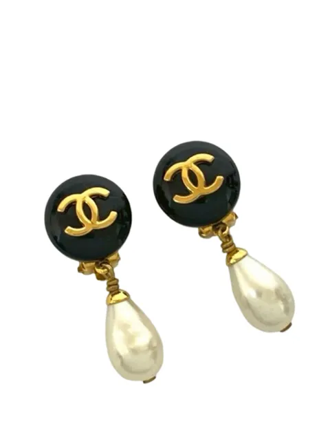 CHANEL Pre-Owned 1996 CC Gold Plated Resin and Faux Pearl Drop Clip On Earrings costume earrings Black 1EV8OJQ4WHWCW7AC