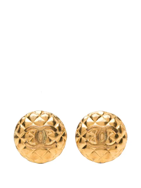 CHANEL Pre-Owned quilted clip-on earrings Gold DPJO8968