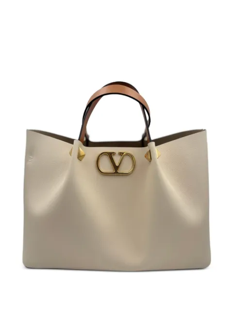 Valentino Garavani logo-appliqué tote bag Neutrals WB0T01LSX