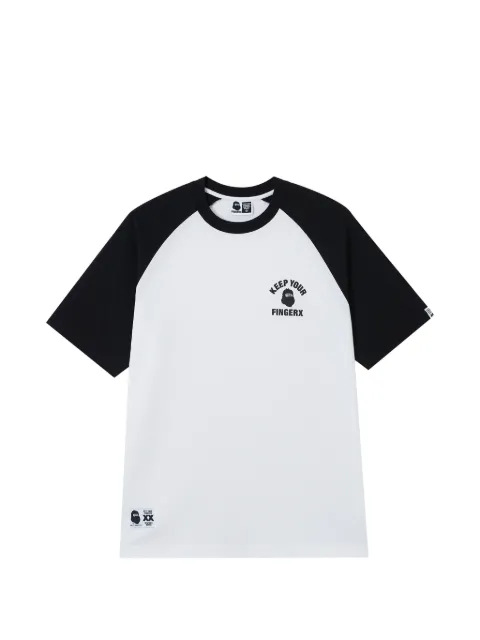 FINGERCROXX raglan-sleeve T-shirt White FFXTEM01256X