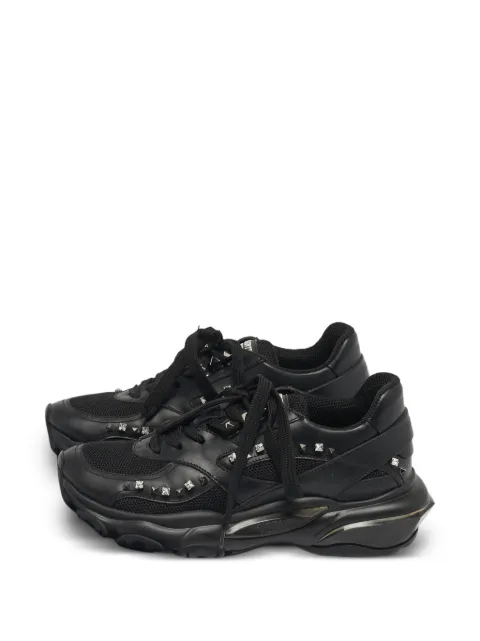 Valentino Garavani Pre-Owned Bounce studded-embellishment sneakers Black 1249547