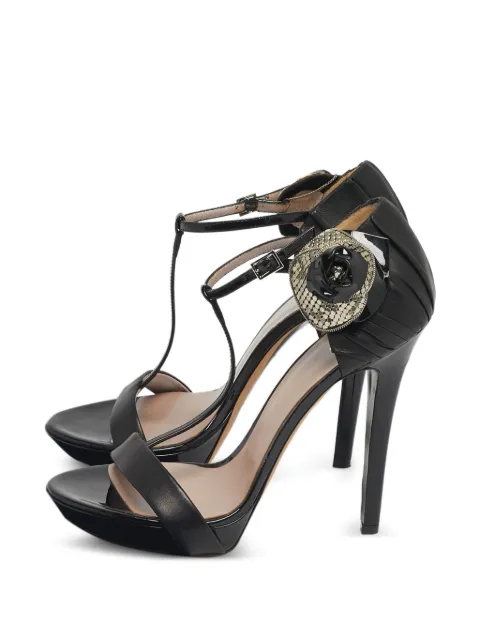Versace Pre-Owned flower-embellishment sandals Black 1249305
