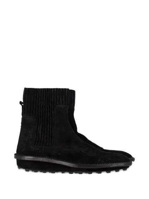 Balenciaga Pre-Owned suede chelsea boots Black NAPPUGBSH458853W