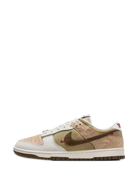 Nike Dunk Low SE "LNY" patterned low sneakers Neutrals IQ1118