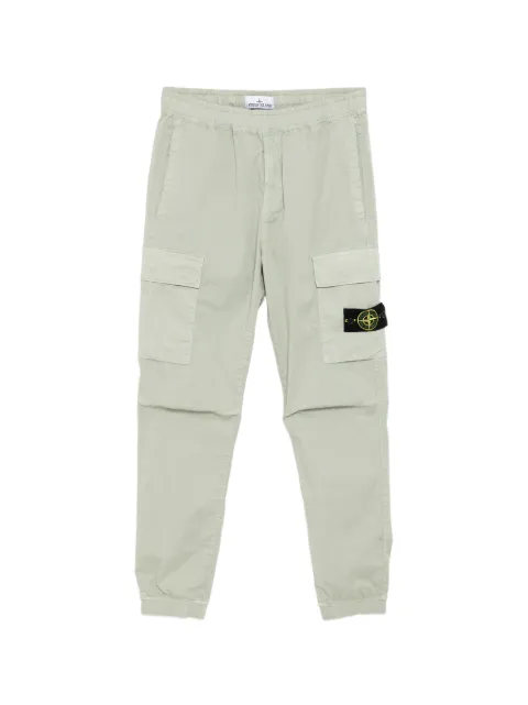 Stone Island logo-patch trousers Green L1S153100031S0A10