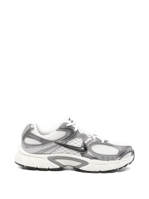 Nike V5 RNR logo sneakers White HJ5228