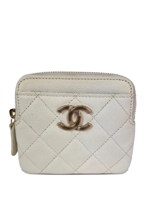 CHANEL Pre-Owned quilted zip wallet White 50939971207479