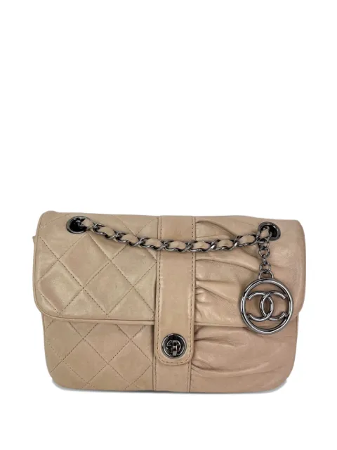 CHANEL Pre-Owned Pile Ou Face quilted flap shoulder bag Neutrals 50526868996407