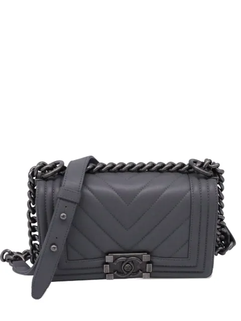 CHANEL Pre-Owned leather crossbody bag Grey NAPPUUSBA545818W