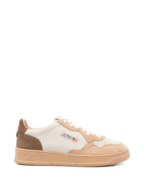 Autry Medalist Low lace-up sneakers Neutrals AULMTS31