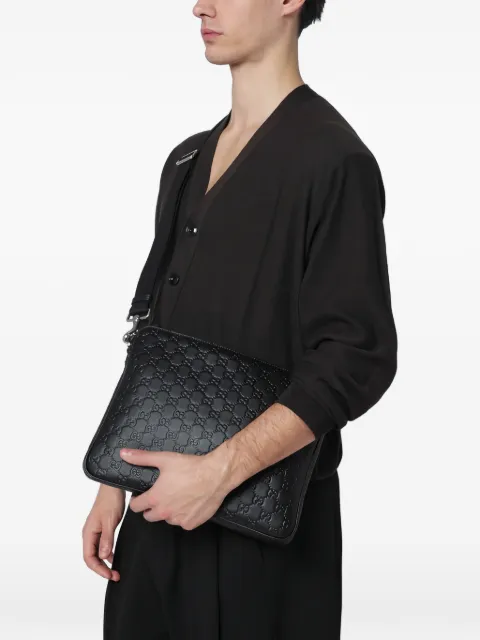 Gucci medium GG-Emblem crossbody bag Black 850214AAFOM1053