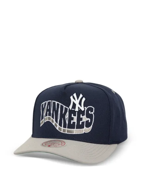 Mitchell & Ness New York Yankees wavy pro snapback cap Blue HP9616NYYNAVY