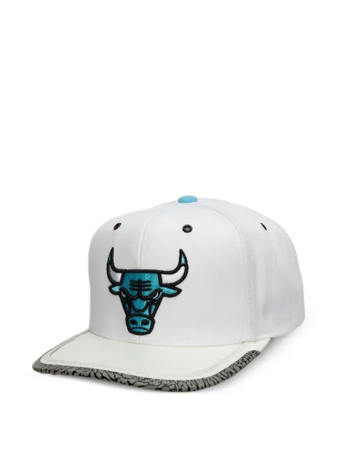 Mitchell & Ness NBA Chicago Bulls Day 3 snapback cap White HHSS4373CBUYYPPPWHLB