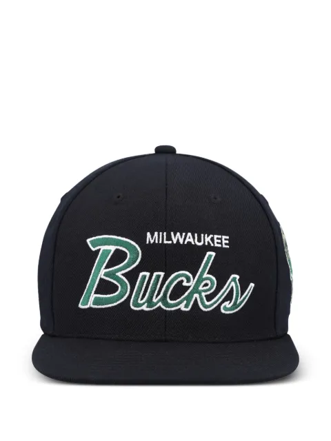 Mitchell & Ness Milwaukee Bucks team script 2.0 cap Black HHSS3280MBUYYPPPBLCK