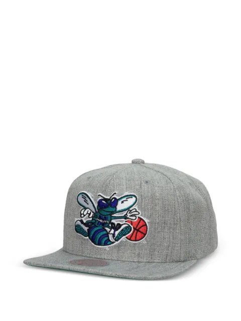 Mitchell & Ness Charlotte Hornets team snapback cap Grey HHSS3272CHOYYPPPGYHT