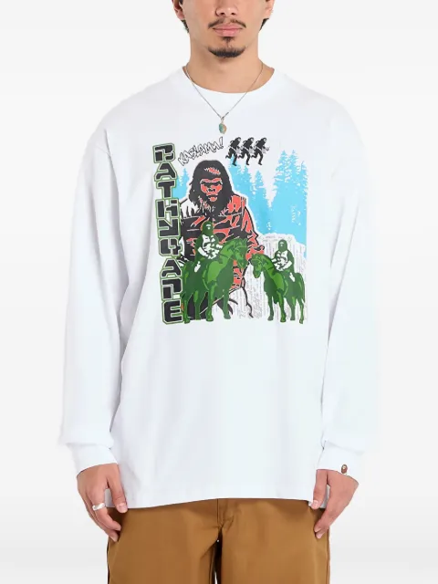 A BATHING APE® Apple graphic-print long-sleeved T-shirt White 001LTL801309MWHT